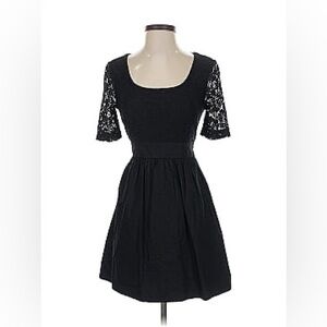 Forever 21 Twenty One Black Lace Flare Short Mini Dress‎ Small S